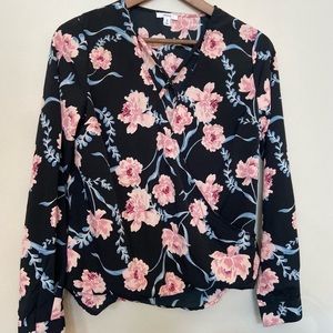 🌸 Ardene 🌸 floral wrap blouse